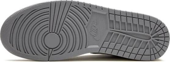 Jordan "Air 1 Low SE Craft Cement Grey sneakers" Wit