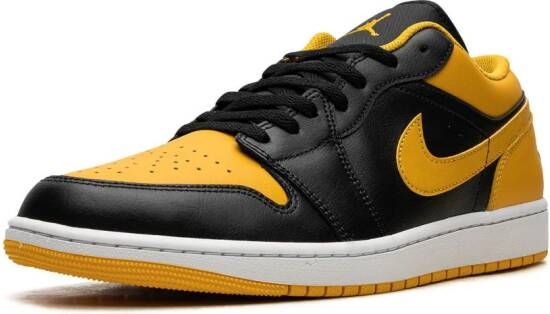 Jordan Air 1 Low "Yellow Orche" sneakers Zwart