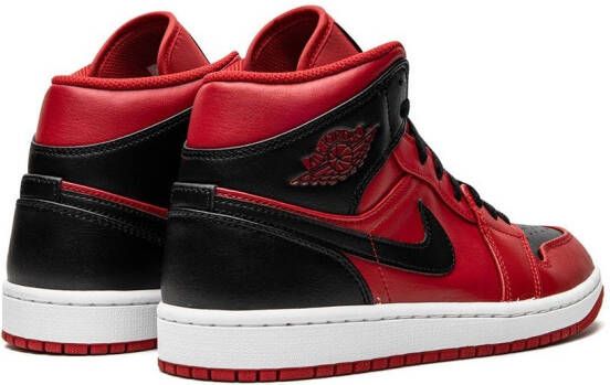 Jordan "Air 1 Mid Reverse Bred sneakers" Zwart