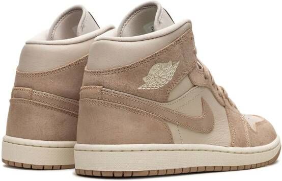 Jordan Air 1 Mid SE "Legend Light Brown" sneakers Beige