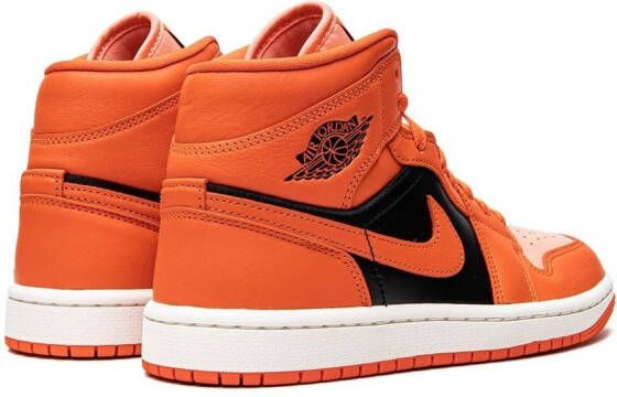 Jordan Air 1 Mid SE "Orange Black" sneakers Oranje
