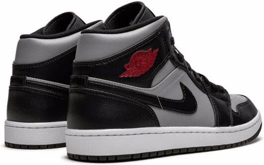 Jordan Air 1 Mid "Shadow Red" sneakers Zwart