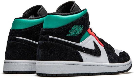 Jordan Air 1 mid-top SE sneakers Zwart