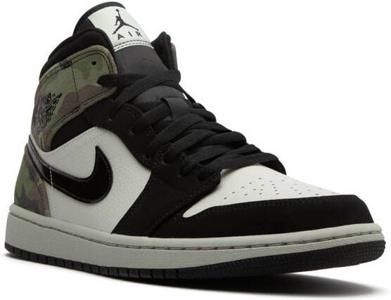 Jordan Air 1 mid-top sneakers Zwart