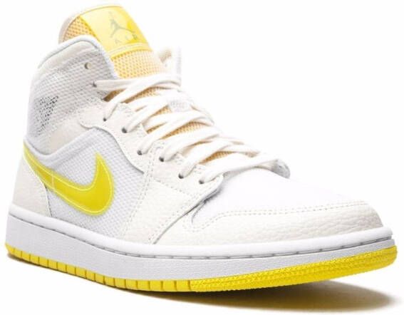 Jordan "Air 1 Voltage Yellow sneakers" Wit
