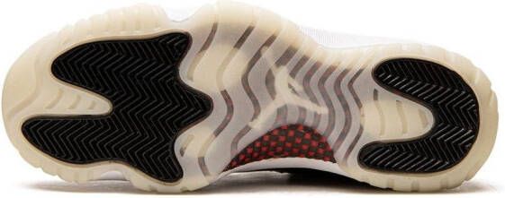 Jordan Air 11 low-top sneakers Zwart