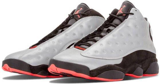 Jordan Air 13 Retro sneakers Zilver