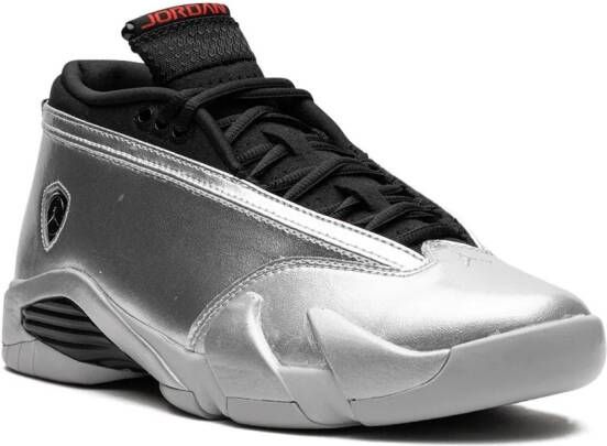 Jordan "Air 14 Low Metallic zilver"