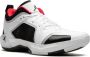 Jordan "Air 37 Low Siren Red sneakers" Wit - Thumbnail 2