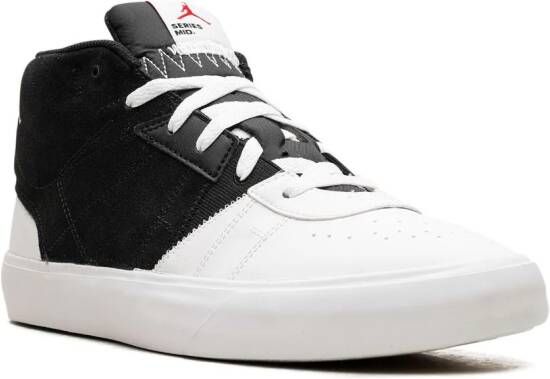 Jordan Air Series Mid "Black White University Red" sneakers Zwart