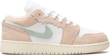 Jordan Kids "Air Jordan 1 Low SE Guava Ice sneakers" Roze