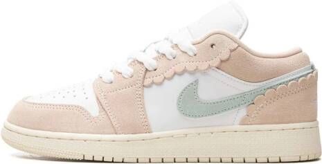 Jordan Kids "Air Jordan 1 Low SE Guava Ice sneakers" Roze