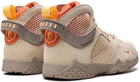 Jordan Kids x Bephies Beauty Supply x Air Jordan 7 sneakers Beige