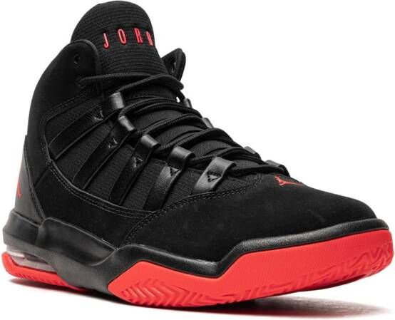 Jordan "Max Aura Infrared sneakers" Zwart