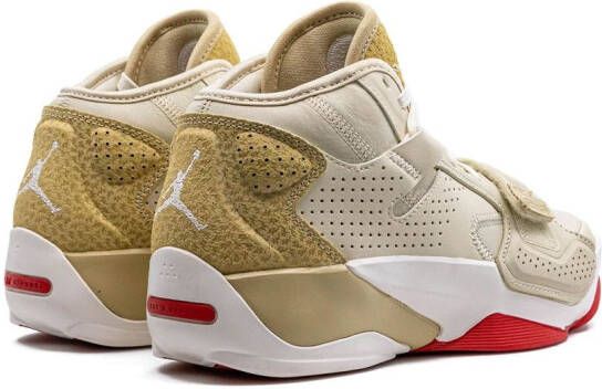 Jordan Zion 2 low-top sneakers Beige