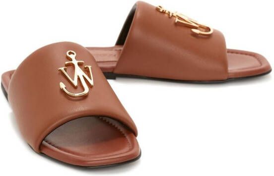 JW Anderson Leren slippers Bruin