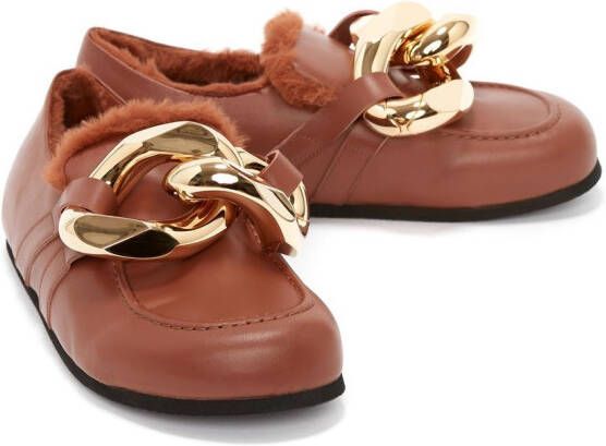 JW Anderson Loafers met chunky ketting Bruin