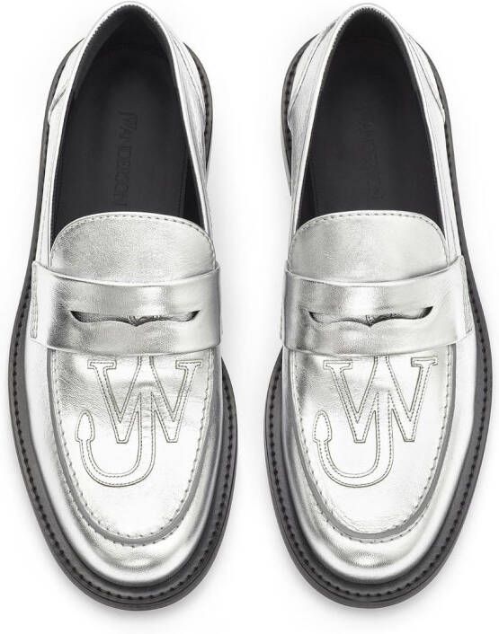 JW Anderson Loafers met logopatch Zilver