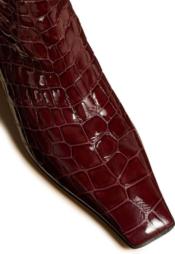 KHAITE The Marfa laarzen met krokodillen-reliëf Rood