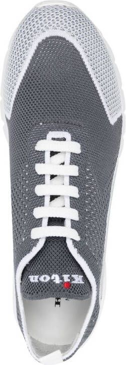 Kiton Sneakers met geborduurd logo Grijs