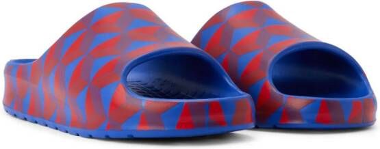 Lacoste Slippers met geometrische print en open neus Blauw