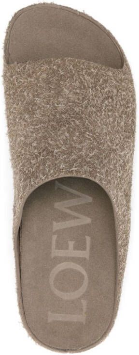 LOEWE Lago suède slippers Groen