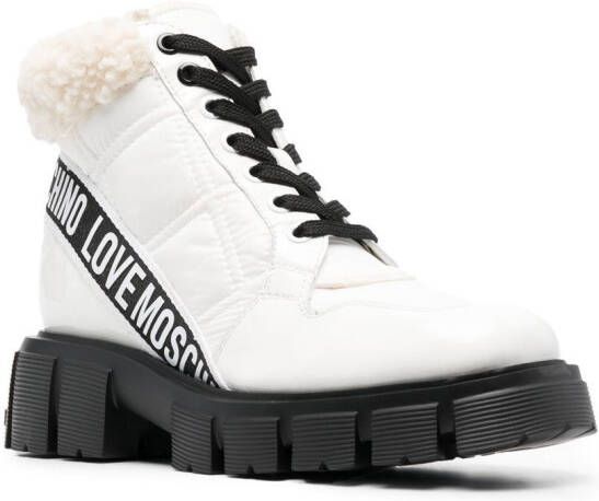 Love Moschino Gewatteerde enkellaarzen Wit