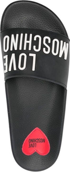 Love Moschino Slippers met logo-reliëf Zwart