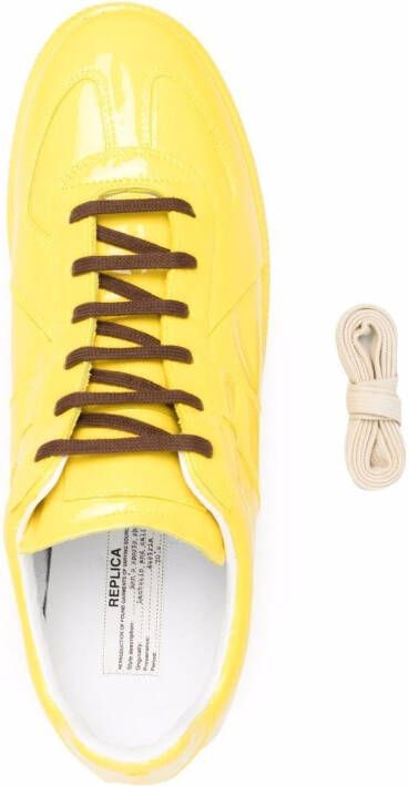 Maison Margiela Replica glanzende sneakers Geel