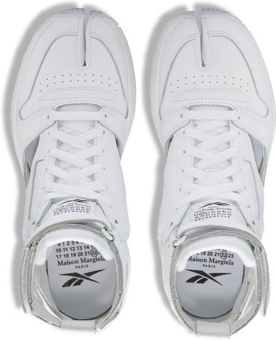 Maison Margiela x Reebok Tabi Gladiator sneakers Wit
