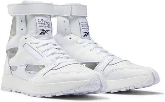Maison Margiela x Reebok Tabi Gladiator sneakers Wit