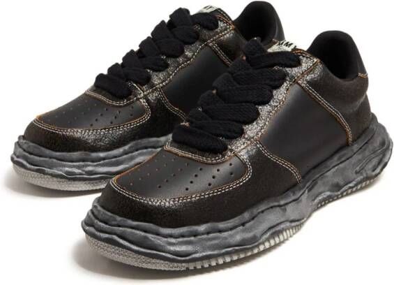 Maison MIHARA YASUHIRO Wayne sneakers met contrasterend stiksel Zwart