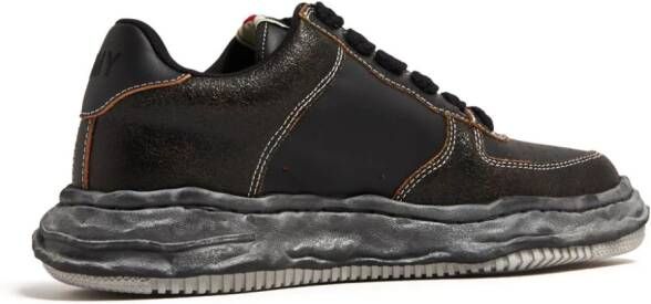 Maison MIHARA YASUHIRO Wayne sneakers met contrasterend stiksel Zwart