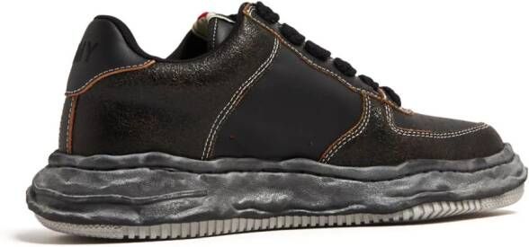 Maison Mihara Yasuhiro Wayne sneakers met contrasterend stiksel Zwart