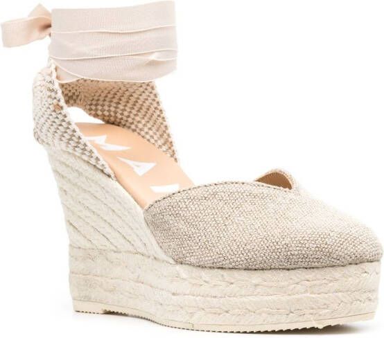 Manebi Espadrilles met sleehak Beige