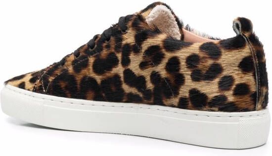 Manebi Sneakers met luipaardprint Bruin