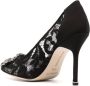 Manolo Blahnik Hangisi pumps met kant Zwart - Thumbnail 3