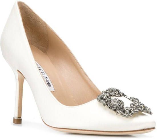 Manolo Blahnik Hangisi pumps Beige