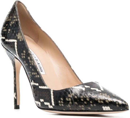 Manolo Blahnik Stiletto pumps met slangenhuid-effect Bruin