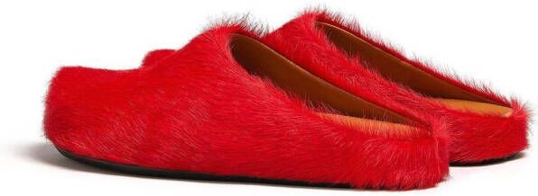 Marni Fussbet Sabot slippers met kalfshaar Rood