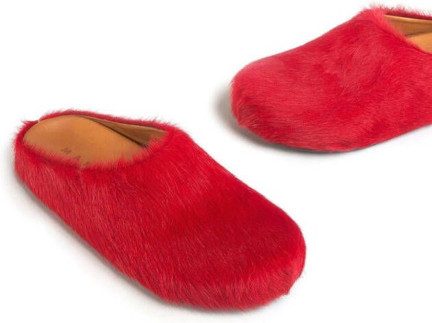 Marni Fussbet Sabot slippers met kalfshaar Rood