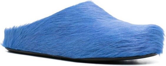 Marni Fussbett Sabot slippers met kalfshaar Blauw