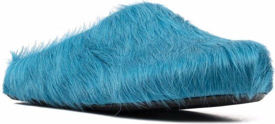 Marni Fussbett Sabot slippers met kalfshaar Blauw