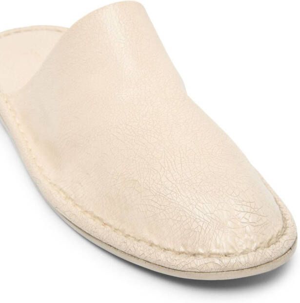 Marsèll Leren slippers met ronde neus Beige