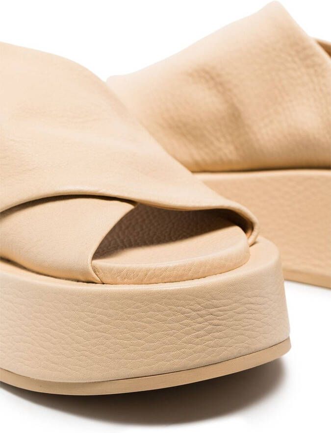 Marsèll Sandalen met gekruiste bandjes Beige