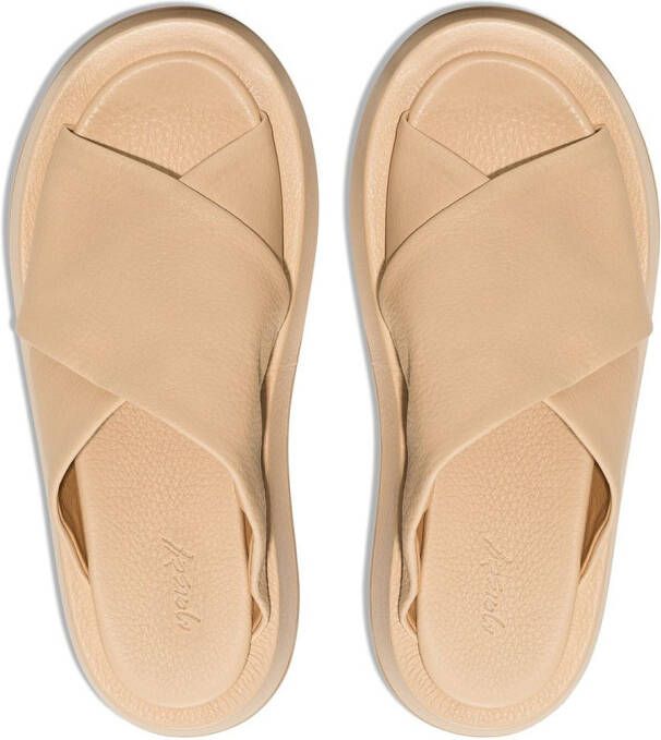 Marsèll Sandalen met gekruiste bandjes Beige