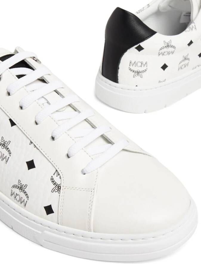 MCM Terrain sneakers met monogramprint Beige