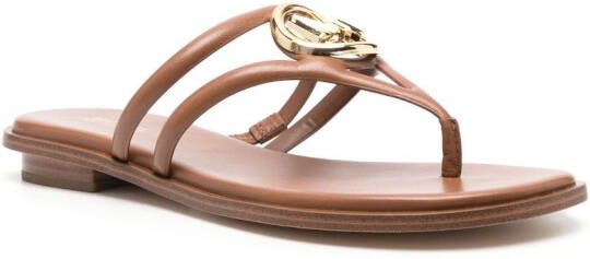 Michael Kors Sandalen met logoplakkaat Bruin