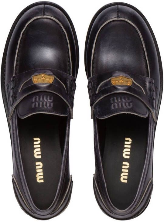 Miu Loafers met logoplakkaat Zwart