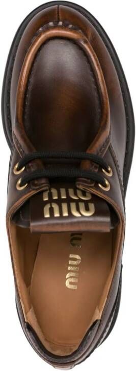 Miu Loafers met logopatch Bruin